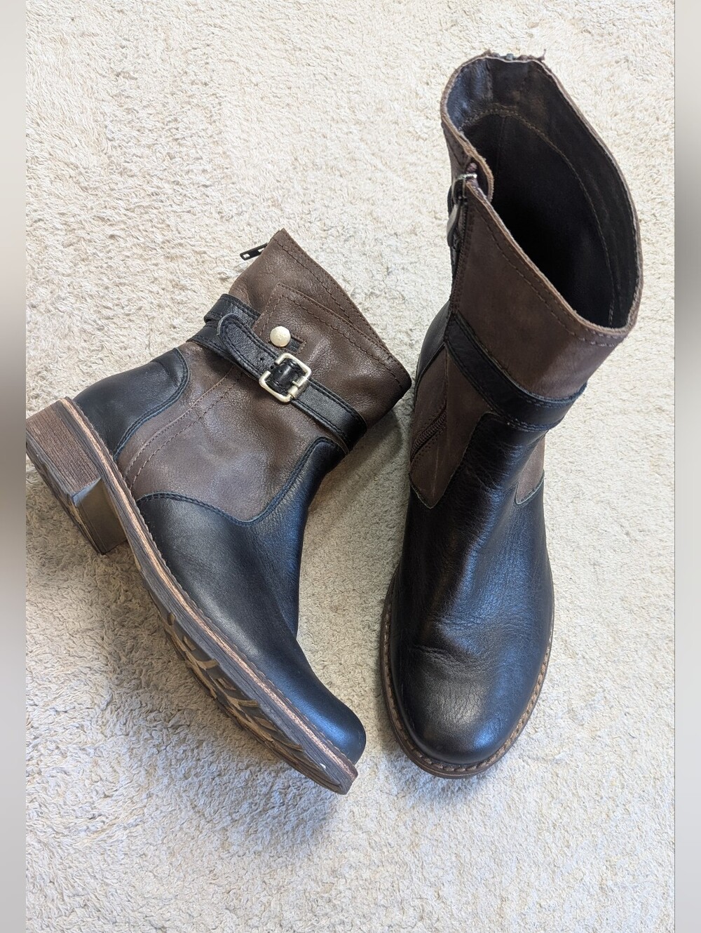 V Italia Size 40 Black Brown Leather Zip Moto Ankle Boots